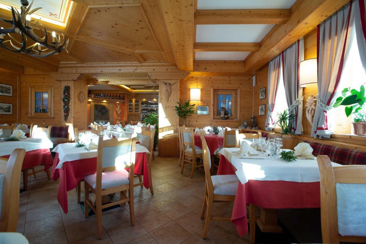 Hotel I Rododendri Валфурва Екстериор снимка