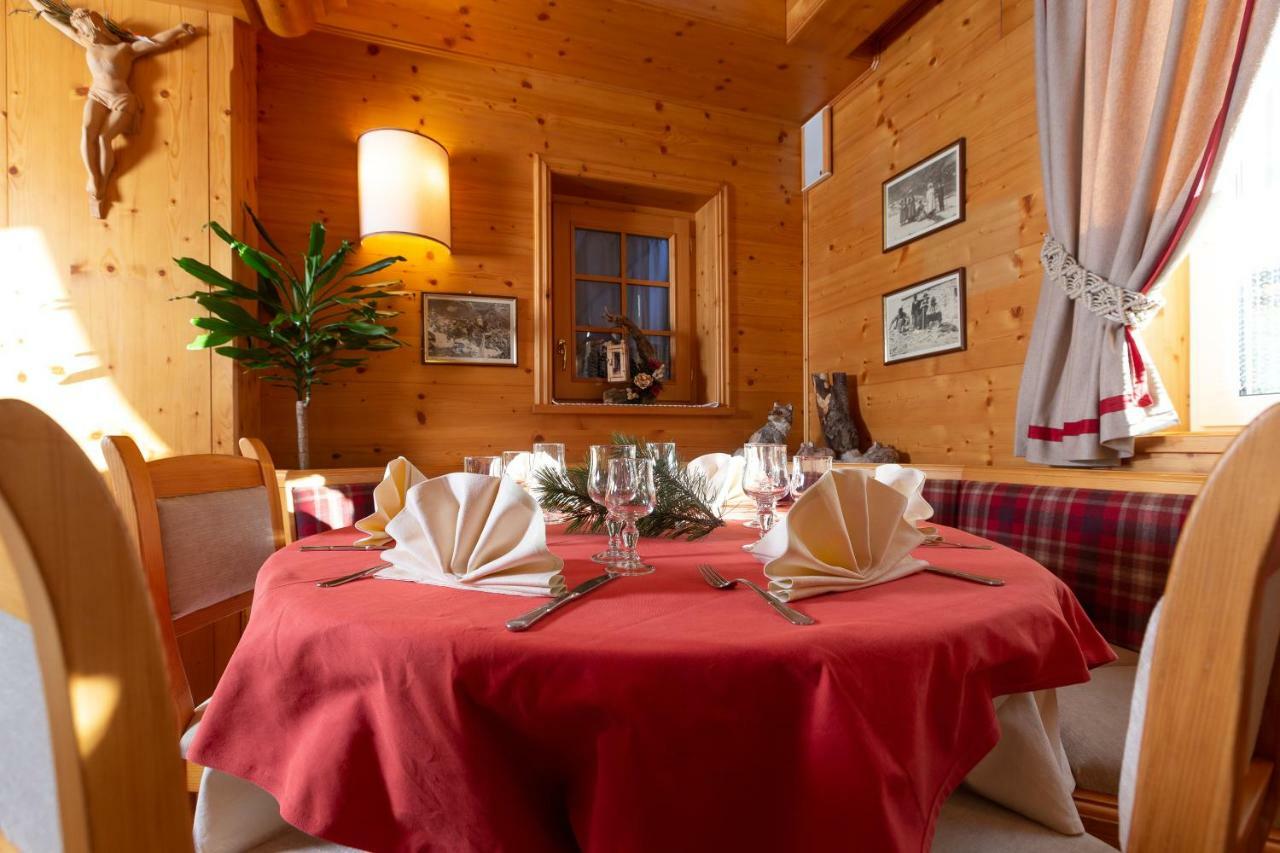 Hotel I Rododendri Валфурва Екстериор снимка