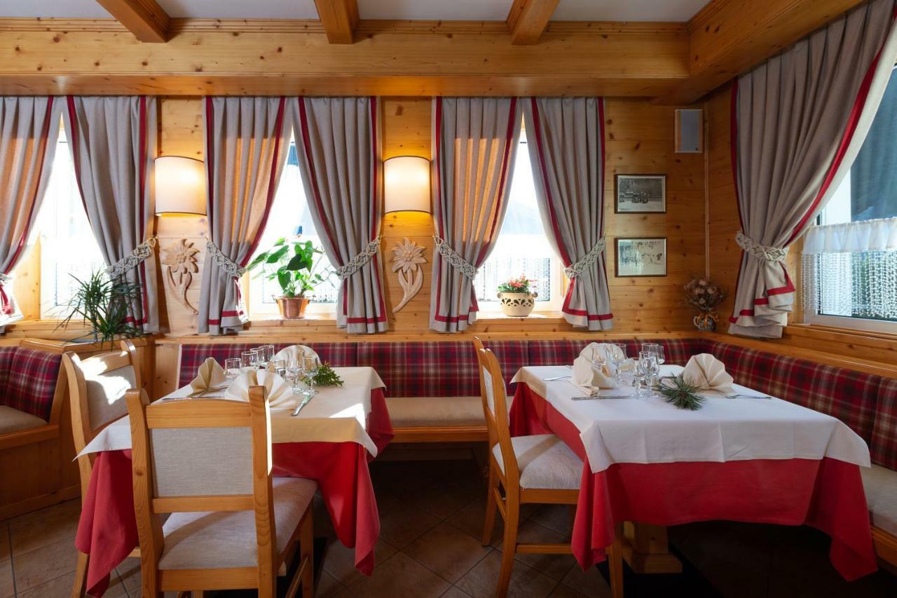 Hotel I Rododendri Валфурва Екстериор снимка